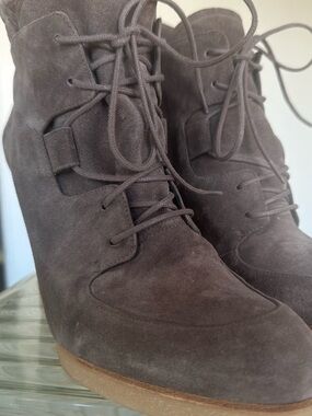 Stuart Weitzman Brown Suede Lace-Up Ankle Boots